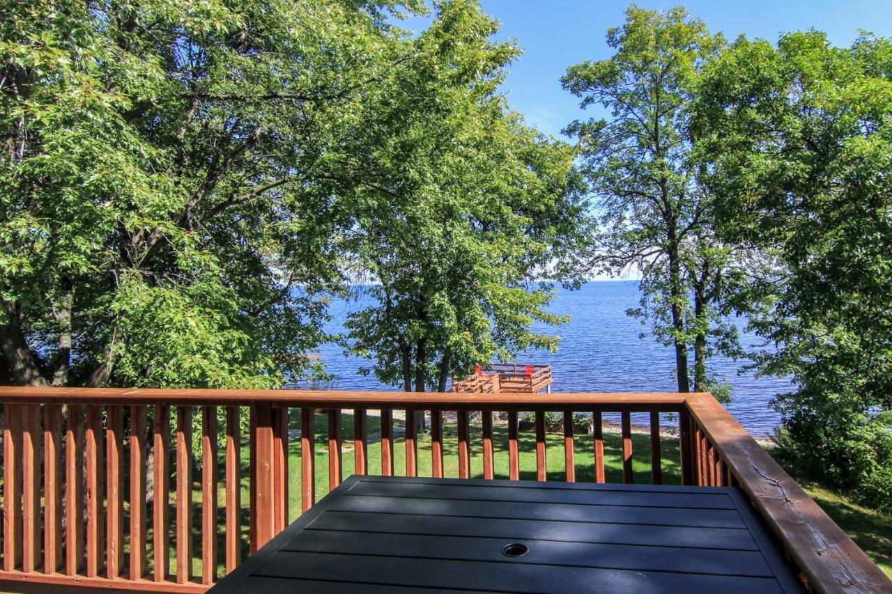 Magnifique Au Bord Du Lac-saint-jean